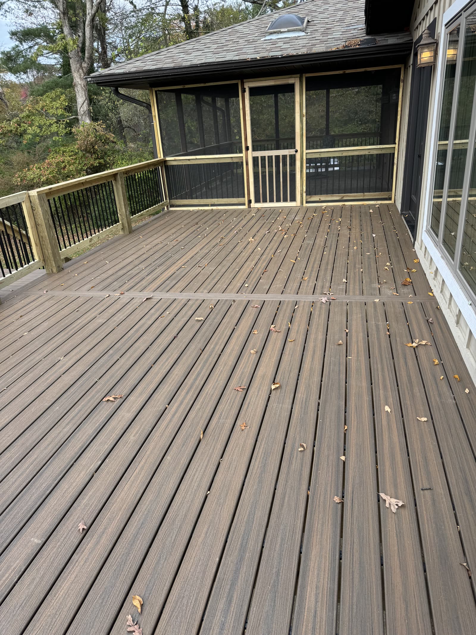 Covered deck in the Chattanooga area by Mountain City Pros