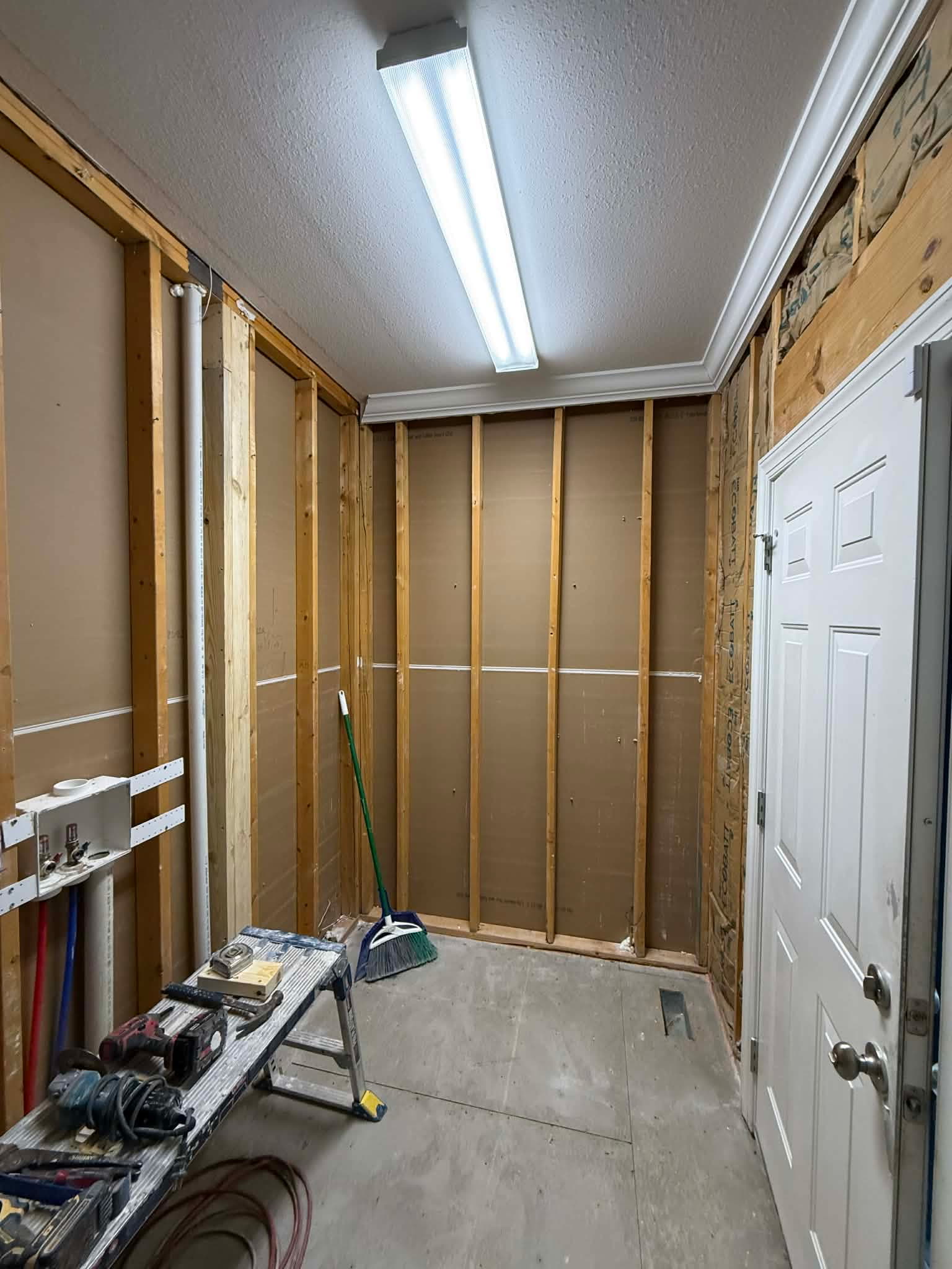 Interior structural framing for a home addition by Mountain City Pros, Chattanooga TN area